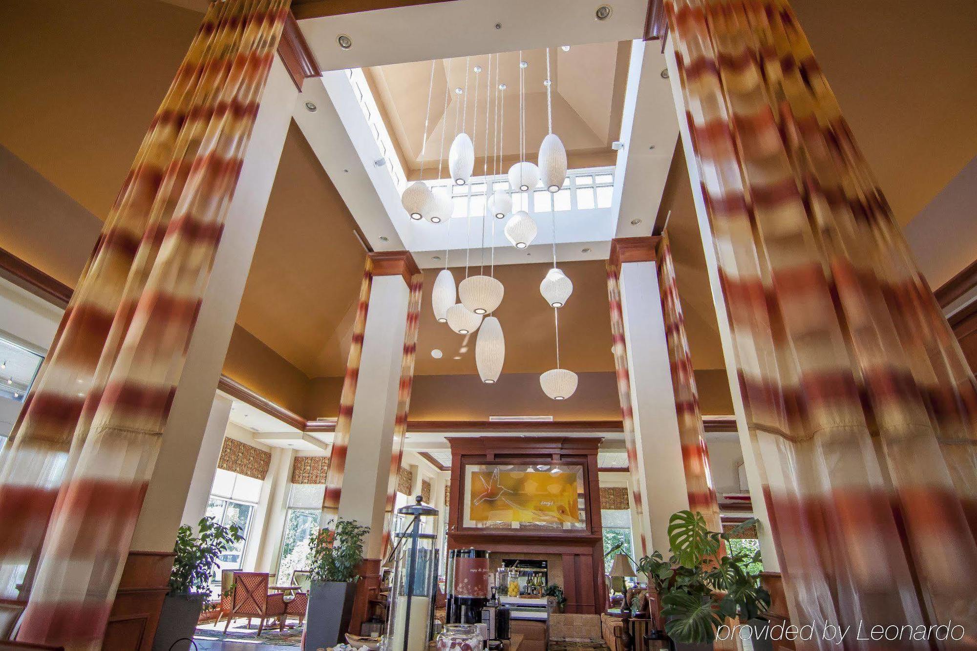 Hilton Garden Inn Mystic/Гротън Екстериор снимка